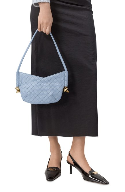 Женская сумка solstice mini BOTTEGA VENETA светло-голубого цвета, арт. 796378/VCPP1 | Фото 2 (Материал сплава: Проставлено; Материал: Натуральная кожа; Разм�ер: mini; Драгоценные камни: Проставлено)