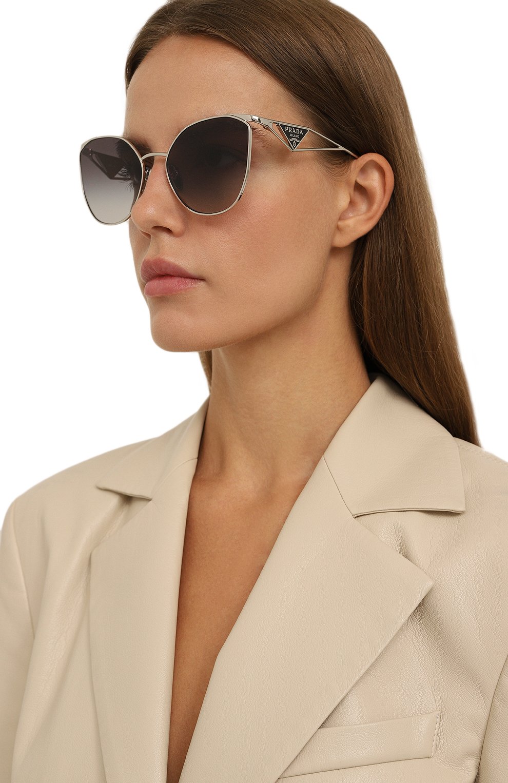 Солнцезащитные очки PRADA серебряного цвета по цене 64300 руб., арт. 50ZS-1BC09S, фото 2 Солнцезащитные очки PRADA, арт. 50ZS-1BC09S, фото 2