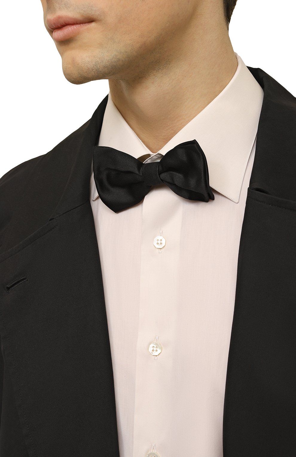 Шелковый галстук-бабочка CORNELIANI черного цвета по цене 15500 руб., арт. 91U908-3120480, фото 2 Шелковый галстук-бабочка CORNELIANI, арт. 91U908-3120480, фото 2