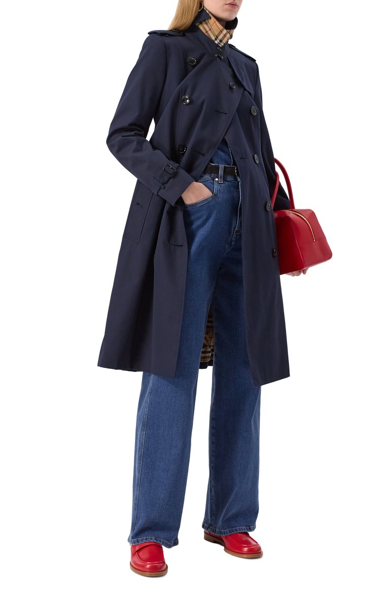 Женский хлопковый тренч BURBERRY синего цвета, арт. 8059269 | Фото 2 (Длина (верхняя одежда): До колена; Материал подклада: Хлопок; Материал внешний: Хлопок; Рукава: Длинные; Стили: Классический; Кросс-КТ: Куртка)