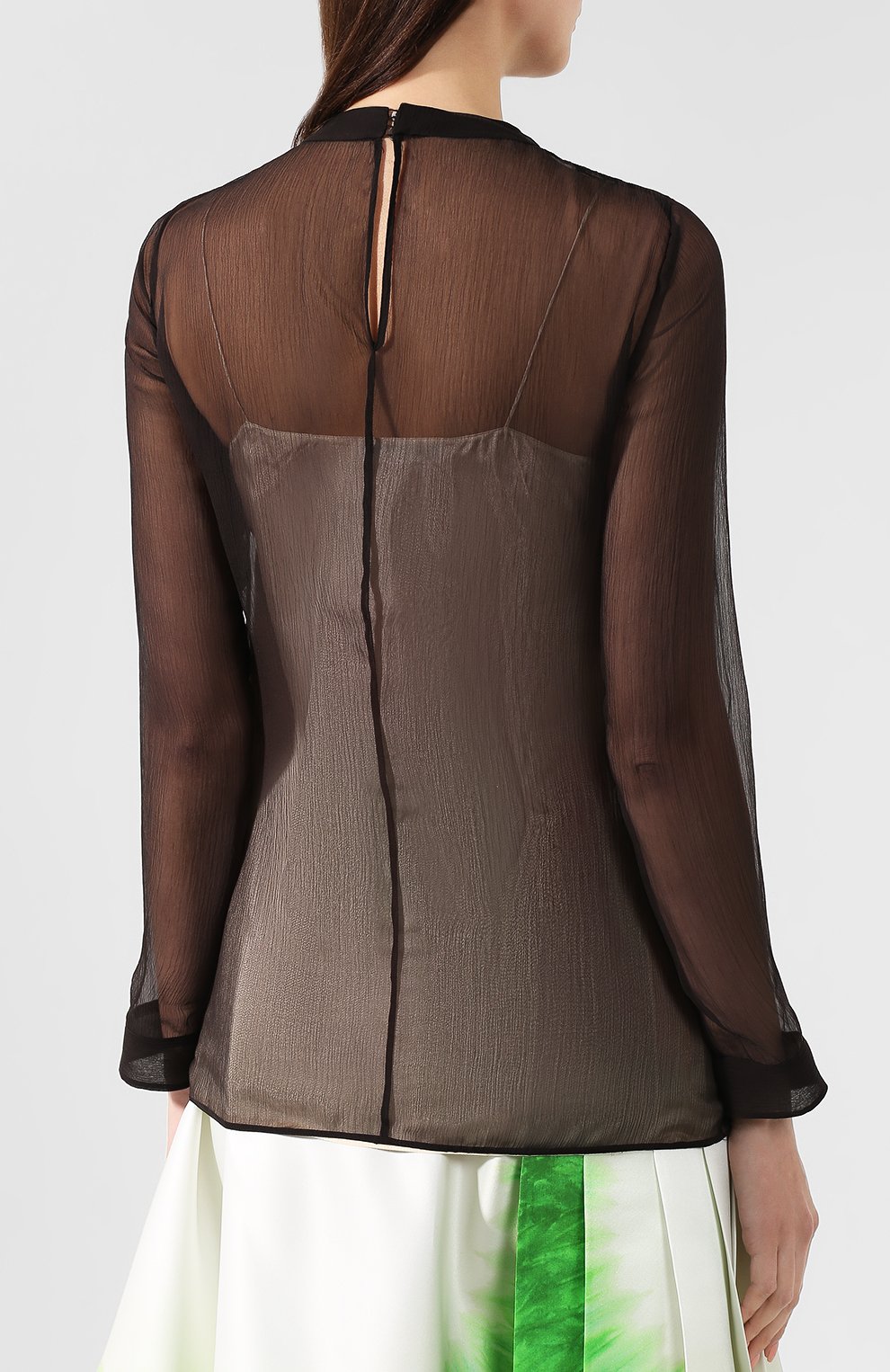 Шелковая блузка PRADA черного цвета по цене 68000 руб., арт. P976F-448-F0002, фото 4 Шелковая блузка PRADA, арт. P976F-448-F0002, фото 4