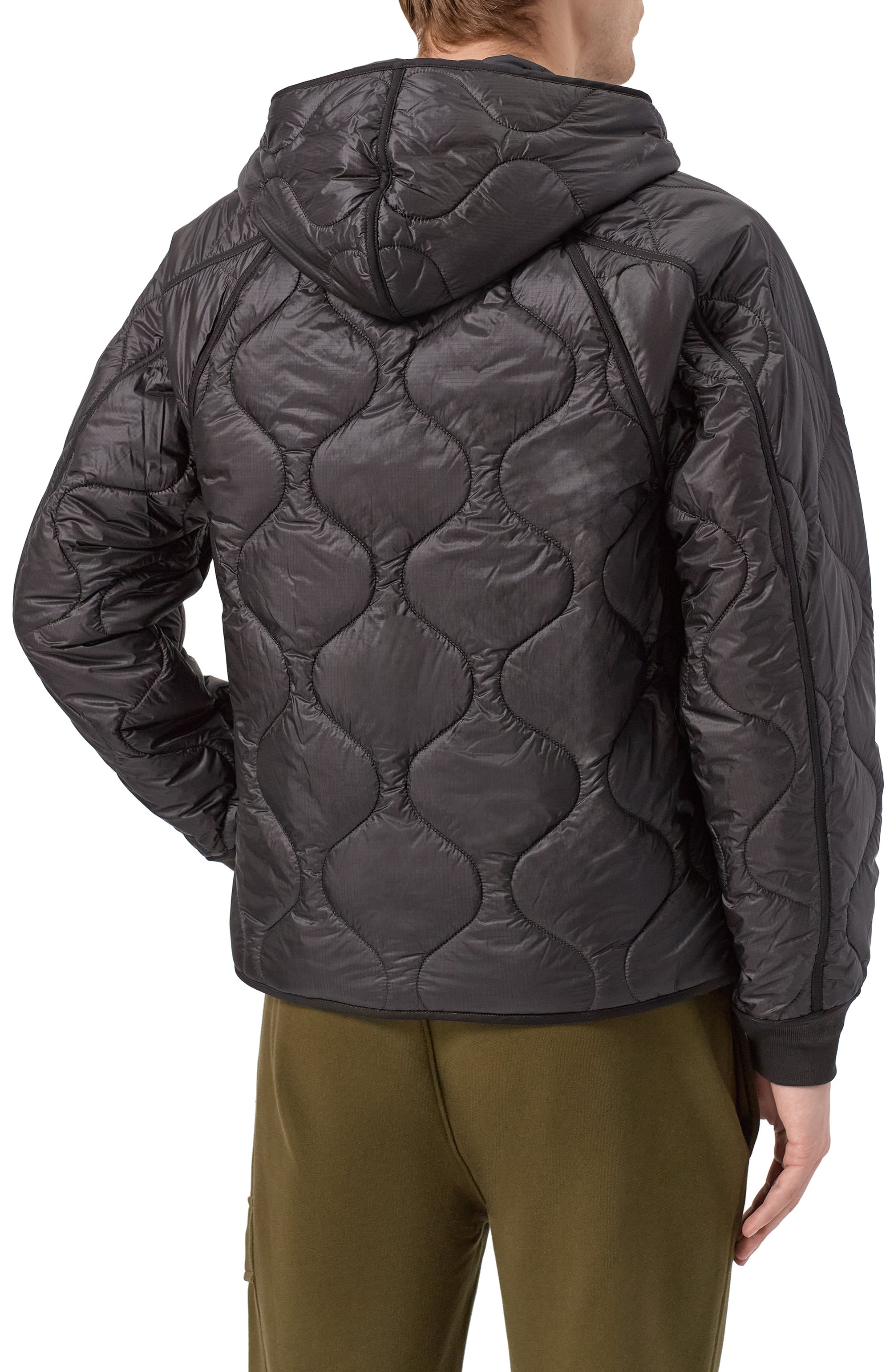 Утепленная куртка C.P. COMPANY черного цвета по цене 77950 руб., арт. 19CM0W047A110158A, фото 4 Утепленная куртка C.P. COMPANY, арт. 19CM0W047A110158A, фото 4