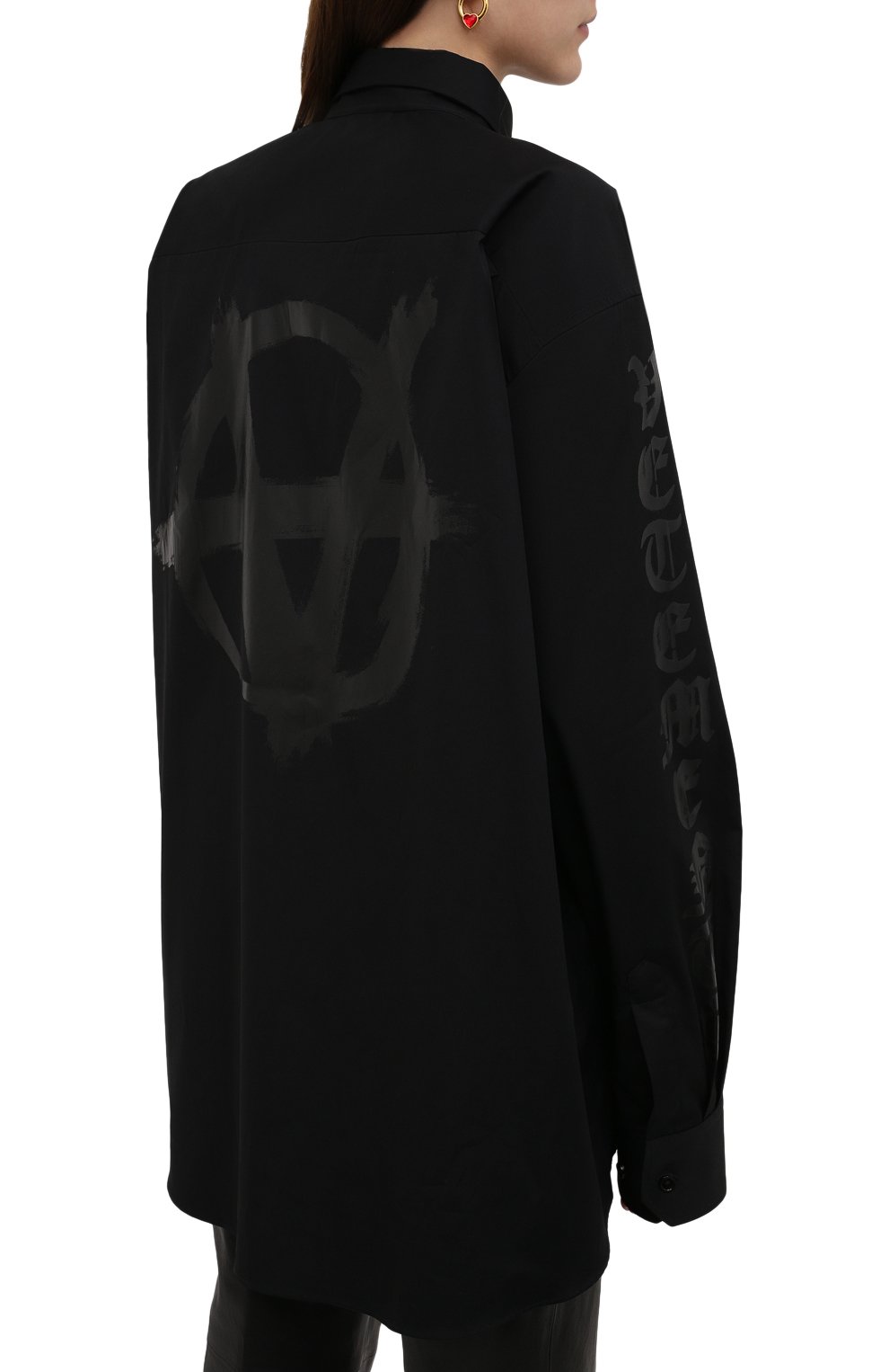 Хлопковая рубашка VETEMENTS черного цвета по цене 103000 руб., арт. UA52SH550B 1005/W, фото 4 Хлопковая рубашка VETEMENTS, арт. UA52SH550B 1005/W, фото 4
