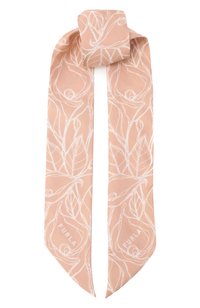 Светло-розовый