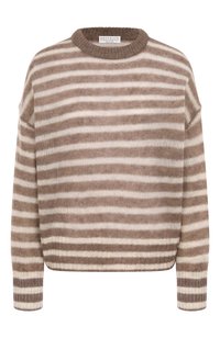 Коричневый