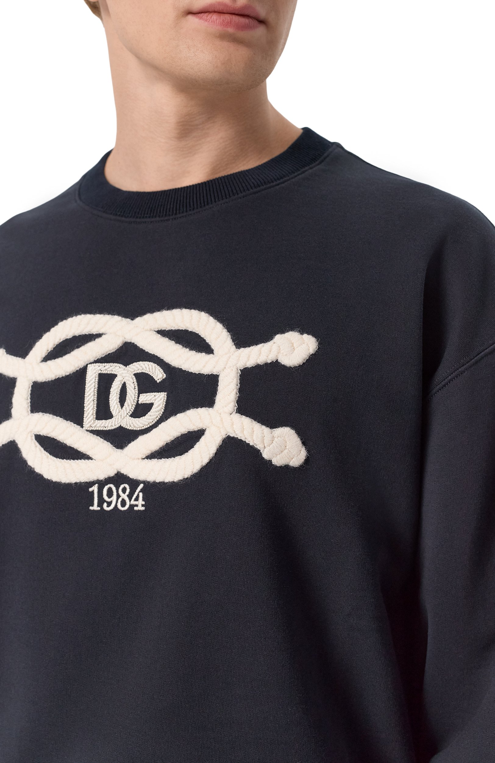 Хлопковый свитшот DOLCE & GABBANA темно-синего цвета по цене 139500 руб., арт. G9AHSZ/G7Q2Q, фото 5 Хлопковый свитшот DOLCE & GABBANA, арт. G9AHSZ/G7Q2Q, фото 5