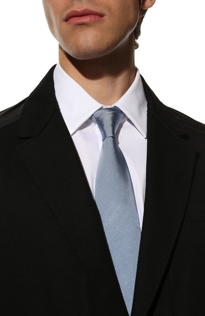 Шелковый галстук PRADA голубого цвета по цене 27500 руб., арт. UCR77-1QIK-F0076-141, фото 2 Шелковый галстук PRADA, арт. UCR77-1QIK-F0076-141, фото 2