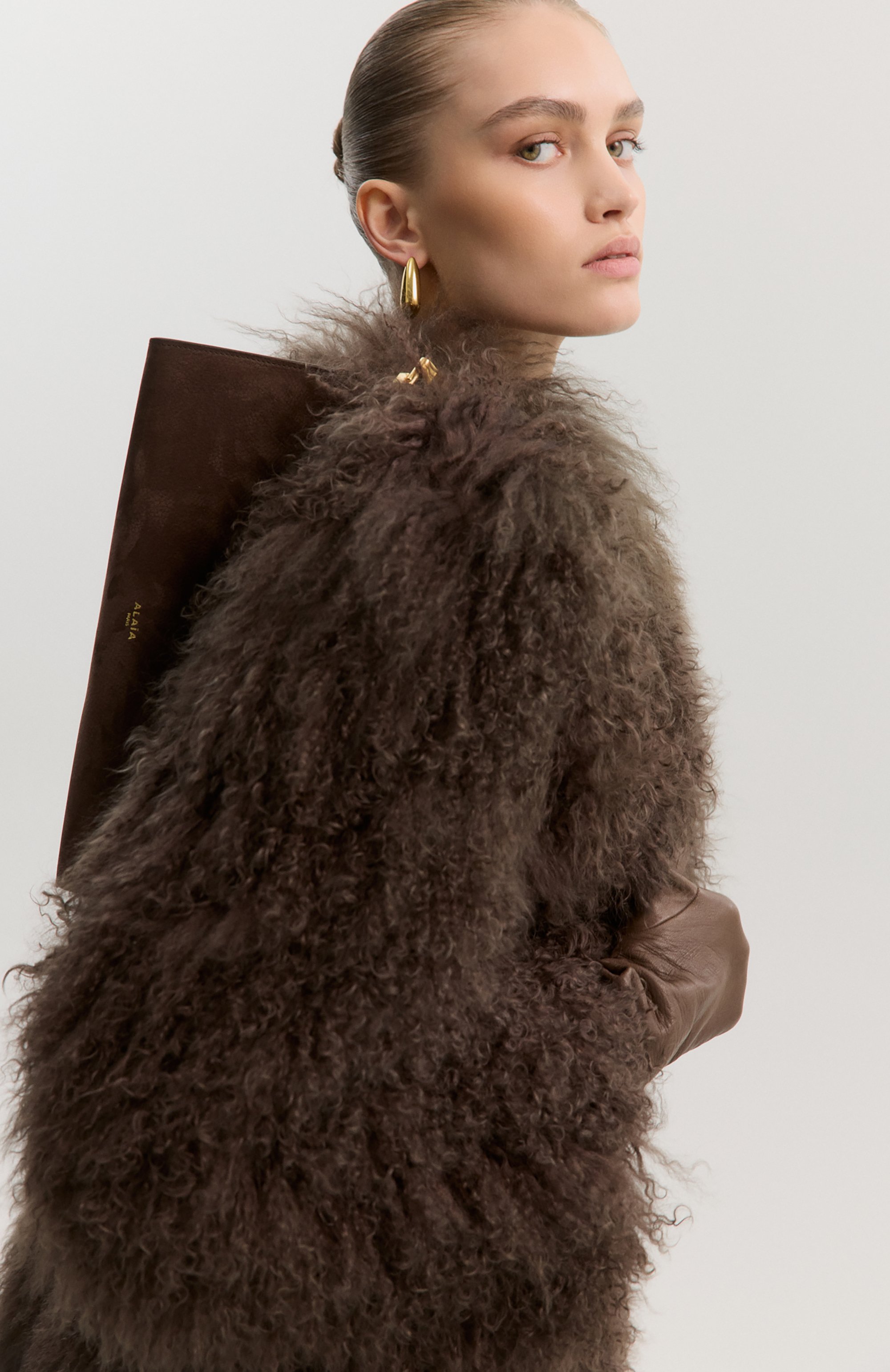 Кожаные перчатки MVST коричневого цвета по цене 38650 руб., арт. SG12/304 4BT-RU 4020/NAPPA CASH LINED, фото 3 Кожаные перчатки MVST, арт. SG12/304 4BT-RU 4020/NAPPA CASH LINED, фото 3