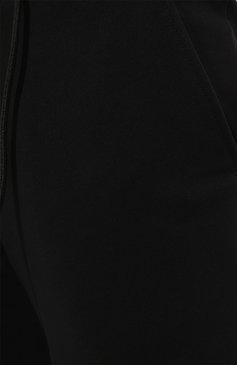 Мужские хлопковые джоггеры ICEBERG черного цвета, арт. B022/6341 | Фото 5 (Длина (брюки, джинсы): Стандартные; Материал сплава: Проставлено; Материал внешний: Хлопок; Стили: Спорт-шик; Драгоценные камни: Проставлено; Силуэт М (брюки): Джоггеры)