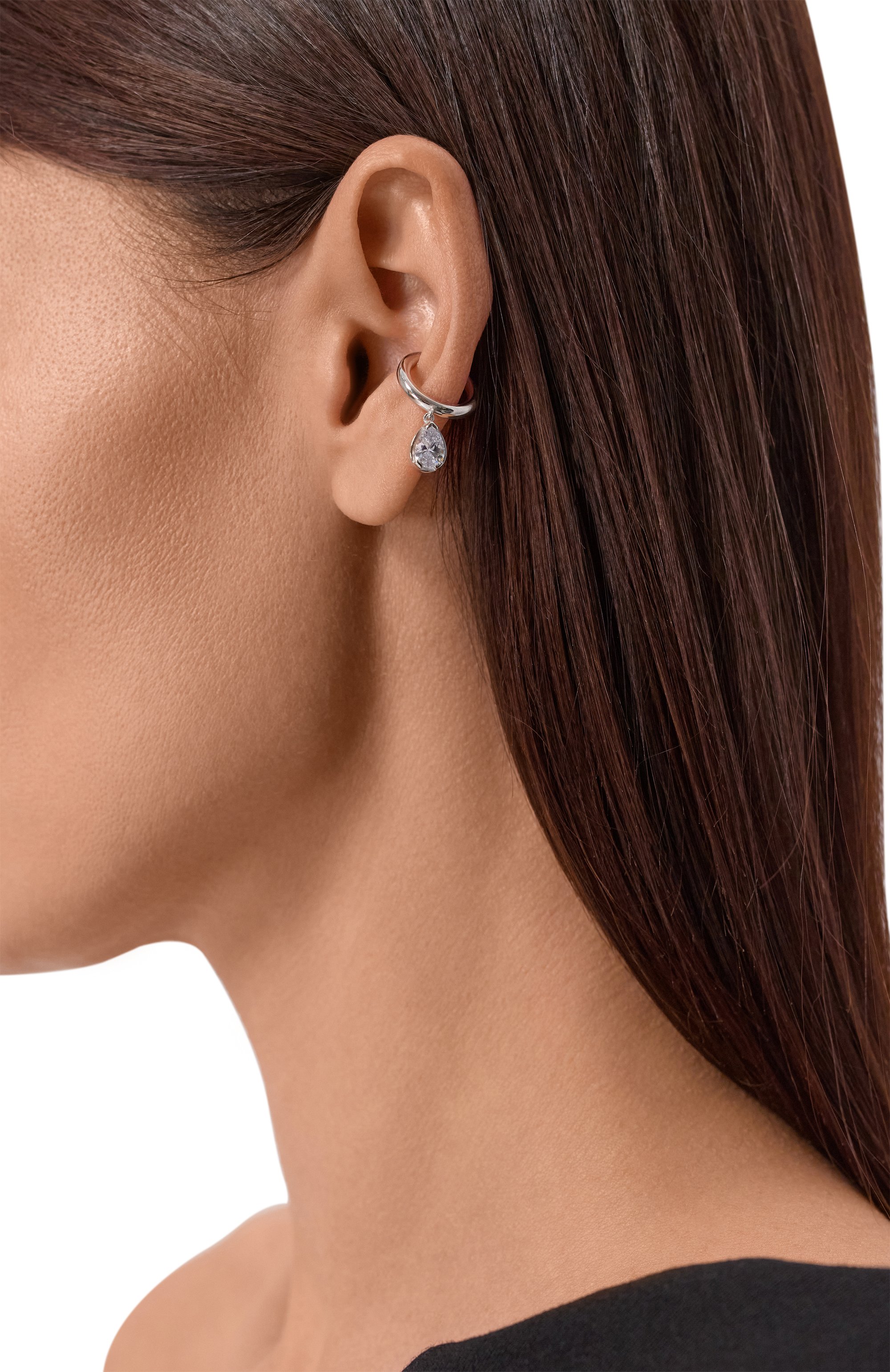 Кафф crystal thorn BLUEJAY серебряного цвета по цене 5940 руб., арт. BK78-CB, фото 2 Кафф crystal thorn BLUEJAY, арт. BK78-CB, фото 2