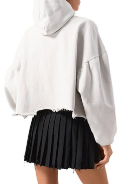 Женский хлопковое худи BALENCIAGA белого цвета, арт. 783397/TRVC3 | Фото 4 (Длина (для топов): Стандартные; Материал сплава: Проставлено; Драгоценные камни: Проставлено; Рукава: Длинные; Стили: Гранж; Женское Кросс-КТ: Худи-одежда; Материал внешний: Хлопок)