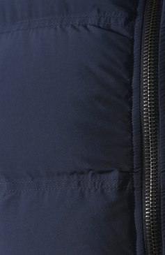 Мужской пуховый жилет BERLUTI темно-синего цвета, арт. R150GL01-002 | Фото 5 (Материал внешний: Синтетический материал; Длина (верхняя одежда): Короткие; Статус проверки: Проверено, Проверена категория; Мужское Кросс-КТ: Верхняя одежда, жилеты-объемные; Кросс-КТ: Пуховик, Куртка; Стили: Кэжуэл; Материал утеплителя: Пух и �перо; Драгоценные камни: Проставлено; Материал сплава: Проставлено, Проверено)