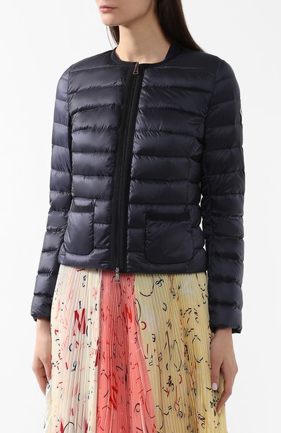 Пуховая куртка MONCLER темно-синего цвета по цене 42700 руб., арт. E1-093-45388-98-53048, фото 3 Пуховая куртка MONCLER, арт. E1-093-45388-98-53048, фото 3