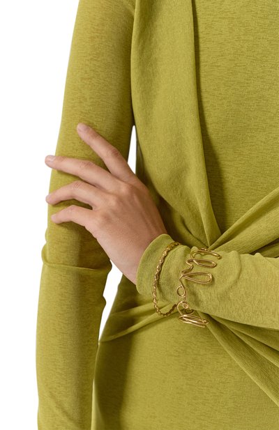 Комплект из двух браслетов CHLOÉ золотого цвета по цене 72200 руб., арт. CHC24WFB36CB79DCTU, фото 2 Комплект из двух браслетов CHLOÉ, арт. CHC24WFB36CB79DCTU, фото 2