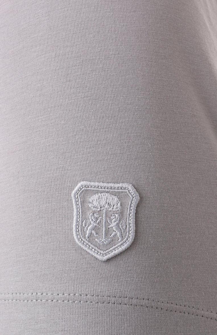 Мужская хлопковая футболка CORNELIANI светло-серого цвета, арт. 25G586-2525028 | Фото 6 (Материал внешний: Хлопок; Длина (для топов): Стандартные; Рукава: Короткие; Принт: Без принта; Стили: Кэжуэл; Кросс-КТ: Джерси; Мужское Кросс-КТ: Футболка-одежда)