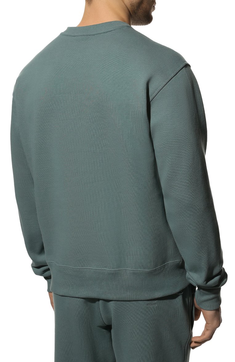 Мужской хлопковый свитшот adidas originals x pharrell williams ADIDAS ORIGINALS зеленого цвета, арт. HK6694 | Фото 4 (Материал внешний: Хлопок; Длина (для топов): Стандартные; Рукава: Длинные; Мужское Кросс-КТ: свитшот-одежда; Принт: С принтом; Стили: Спорт-шик)