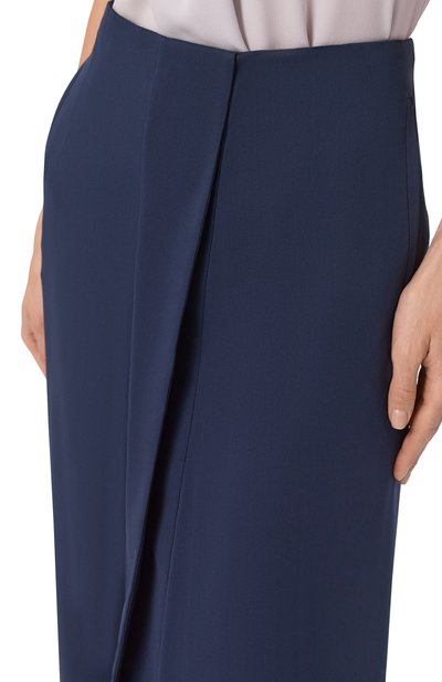 Шелковая юбка GIORGIO ARMANI темно-синего цвета по цене 358000 руб., арт. GW003450/TE10814, фото 5 Шелковая юбка GIORGIO ARMANI, арт. GW003450/TE10814, фото 5