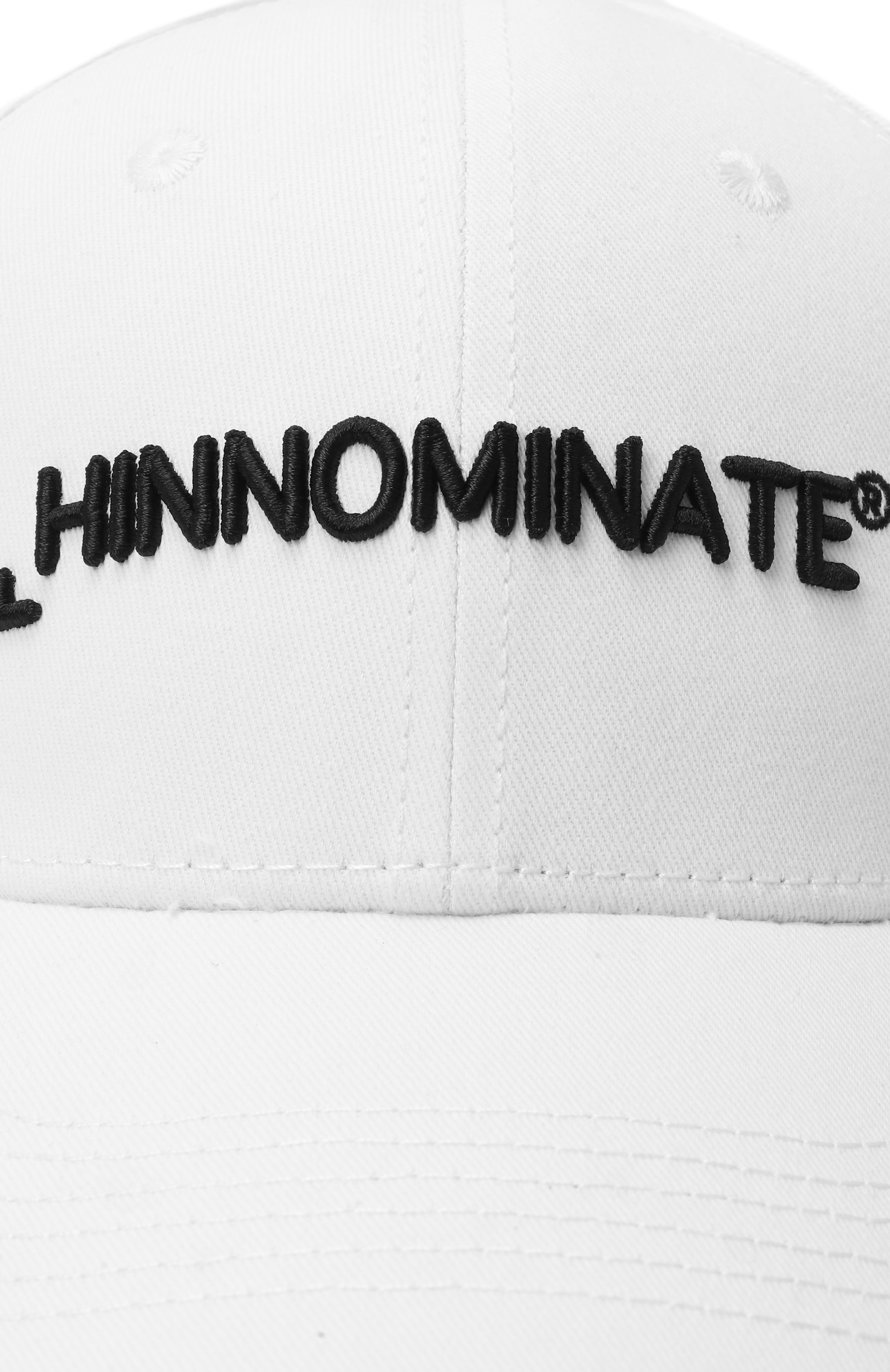 Хлопковая бейсболка HINNOMINATE белого цвета по цене 7205 руб., арт. HMACM00050, фото 4 Хлопковая бейсболка HINNOMINATE, арт. HMACM00050, фото 4
