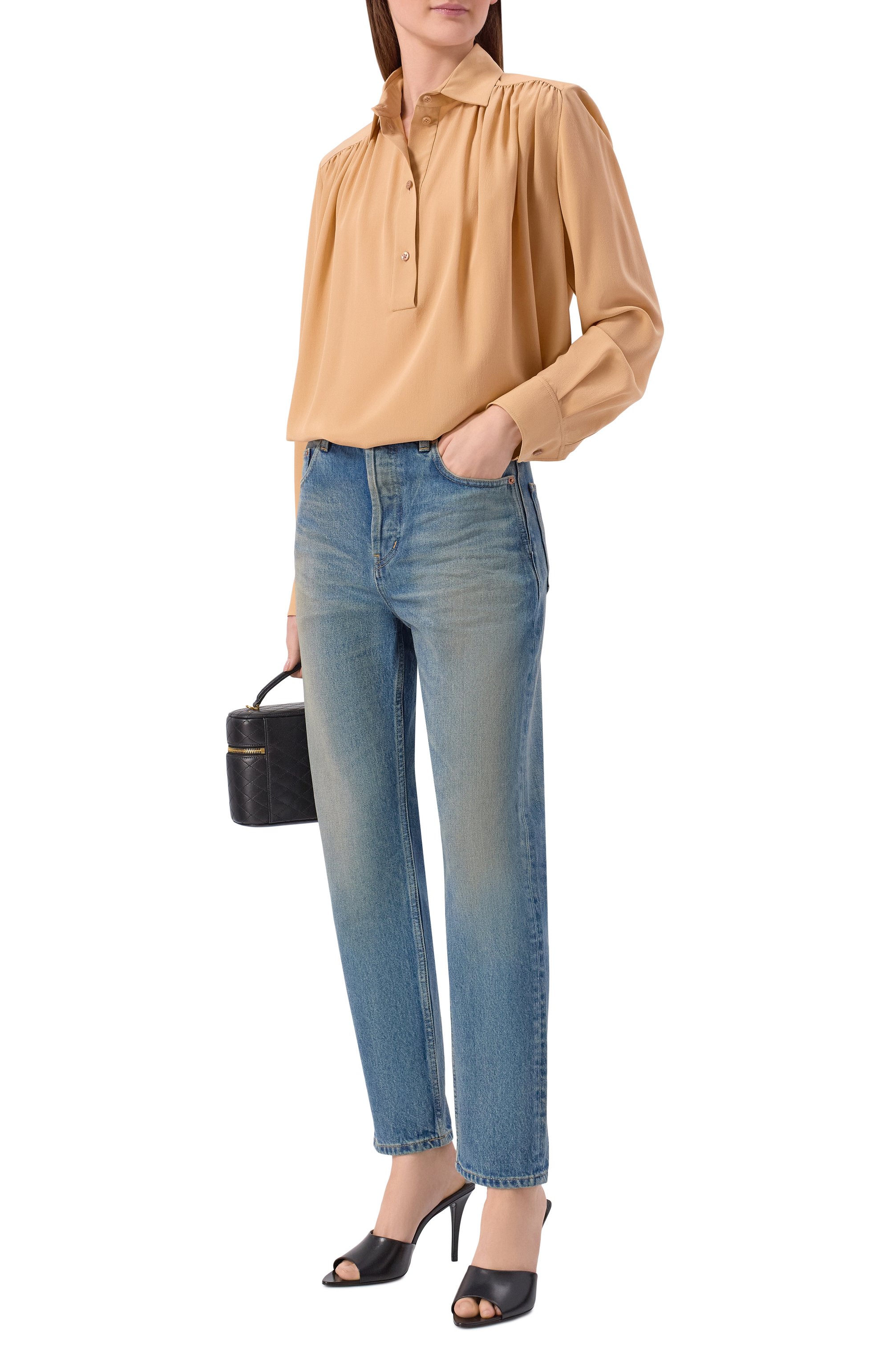 Джинсы SAINT LAURENT синего цвета по цене 154500 руб., арт. 813269/Y11CA, фото 2 Джинсы SAINT LAURENT, арт. 813269/Y11CA, фото 2