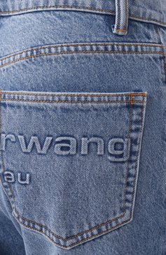Женские джинсы ALEXANDER WANG голубого цвета, арт. 4DC1254606 | Фото 6 (Длина (брюки, джинсы): Стандартные; Материал внешний: Хлопок, Деним; Стили: Кэжуэл; Детали: Делаве; Кросс-КТ: Деним; Силуэт Ж (брюки и джинсы): Узкие)