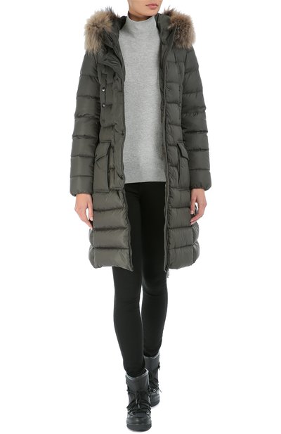 Удлиненный пуховик с меховой отделкой капюшона и поясом MONCLER, арт. B2-093-49884-25-68065, фото 2