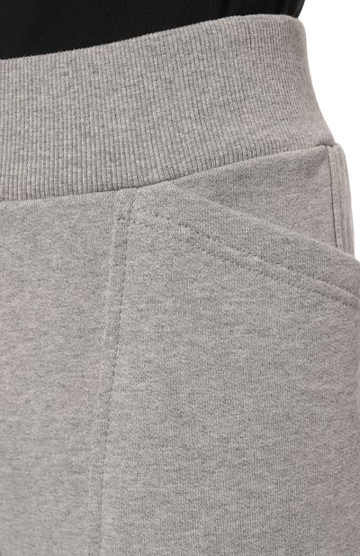 Хлопковые брюки WHO_AM серого цвета по цене 15900 руб., арт. FP1-P231-GRY, фото 5 Хлопковые брюки WHO_AM, арт. FP1-P231-GRY, фото 5