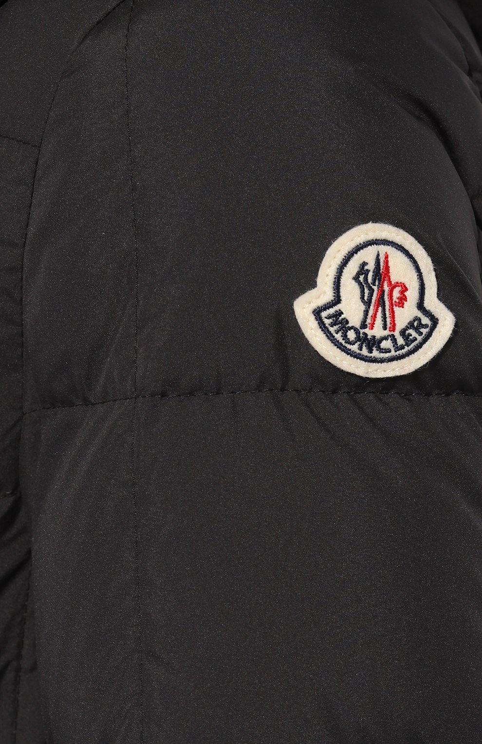 Пуховик faucon MONCLER черного цвета по цене 316000 руб., арт. 1C000.19/54A81, фото 5 Пуховик faucon MONCLER, арт. 1C000.19/54A81, фото 5