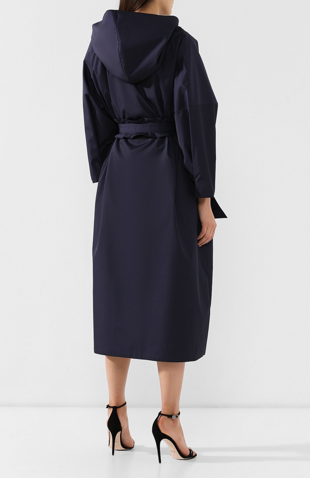 Плащ с поясом GIORGIO ARMANI темно-синего цвета по цене 226500 руб., арт. 9SH0L01Z/T00NY, фото 4 Плащ с поясом GIORGIO ARMANI, арт. 9SH0L01Z/T00NY, фото 4