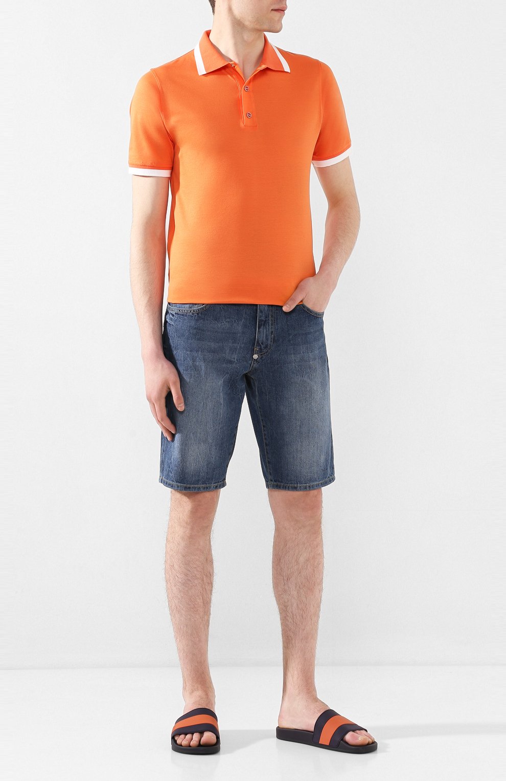 Шлепанцы BRUNELLO CUCINELLI темно-синего цвета по цене 38800 руб., арт. MZUP0SR249, фото 2 Шлепанцы BRUNELLO CUCINELLI, арт. MZUP0SR249, фото 2