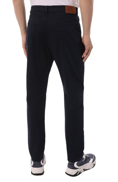 Джинсы leisure fit BRUNELLO CUCINELLI темно-синего цвета по цене 105500 руб., арт. M277PX1290, фото 4 Джинсы leisure fit BRUNELLO CUCINELLI, арт. M277PX1290, фото 4