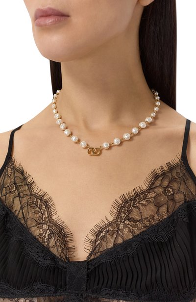 Колье VALENTINO белого цвета по цене 78950 руб., арт. 9W2J0CC9/UXM, фото 2 Колье VALENTINO, арт. 9W2J0CC9/UXM, фото 2
