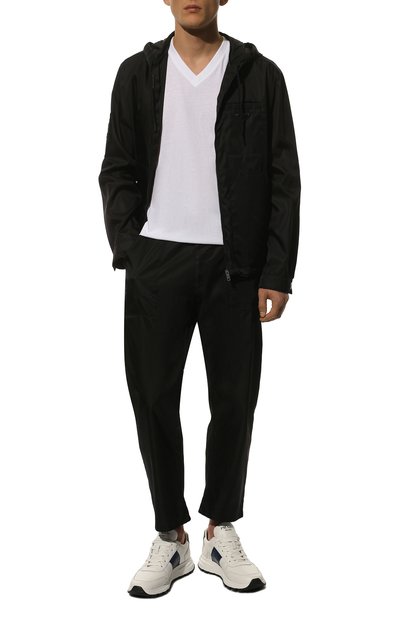 Хлопковая футболка PRADA белого цвета по цене 71000 руб., арт. UJM493-ILK-F0009-181, фото 2 Хлопковая футболка PRADA, арт. UJM493-ILK-F0009-181, фото 2