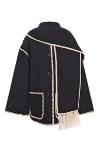 Темно-серый