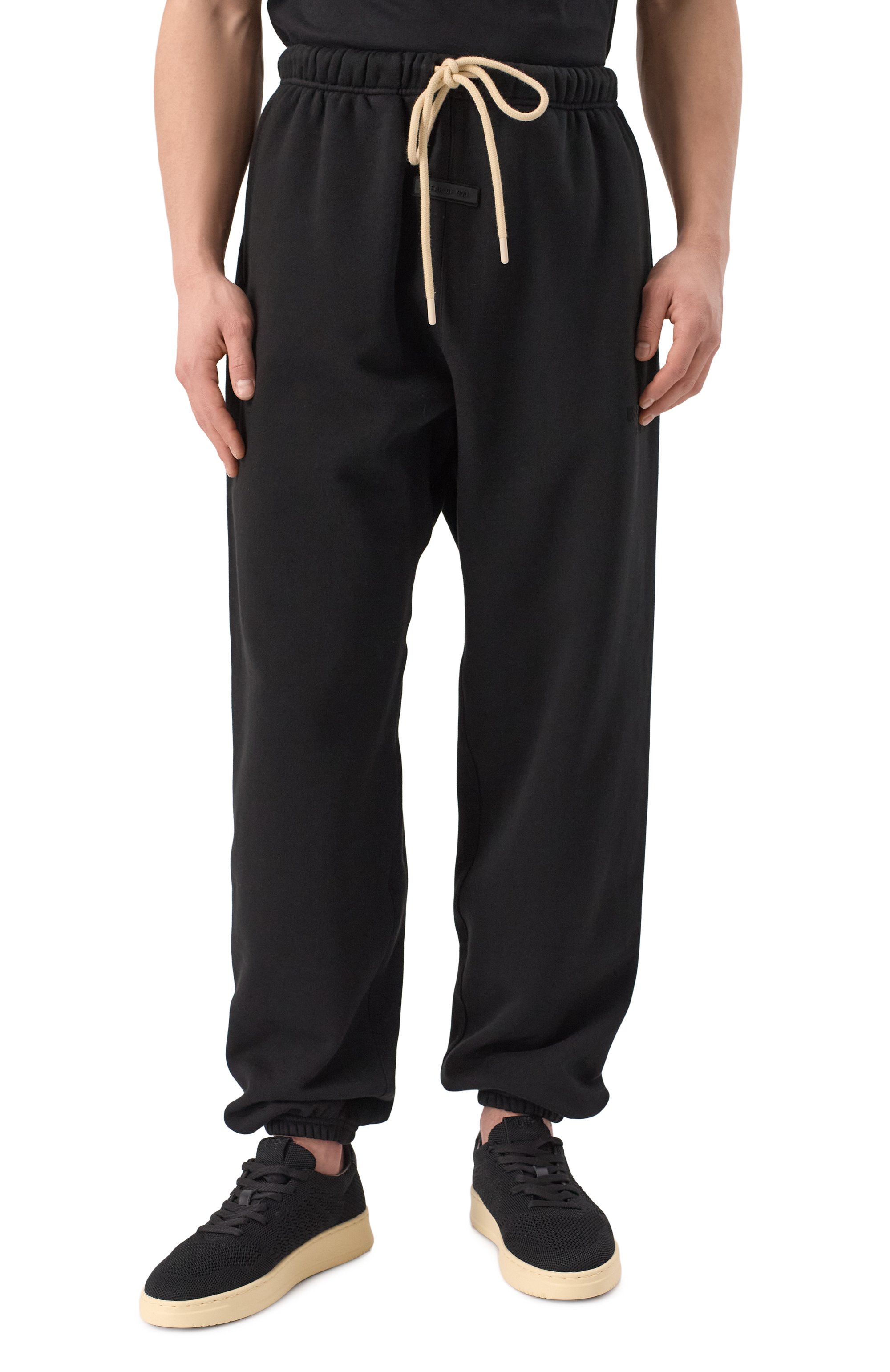 Хлопковые джоггеры FEAR OF GOD черного цвета по цене 17550 руб., арт. 130BT232020F-M, фото 3 Хлопковые джоггеры FEAR OF GOD, арт. 130BT232020F-M, фото 3