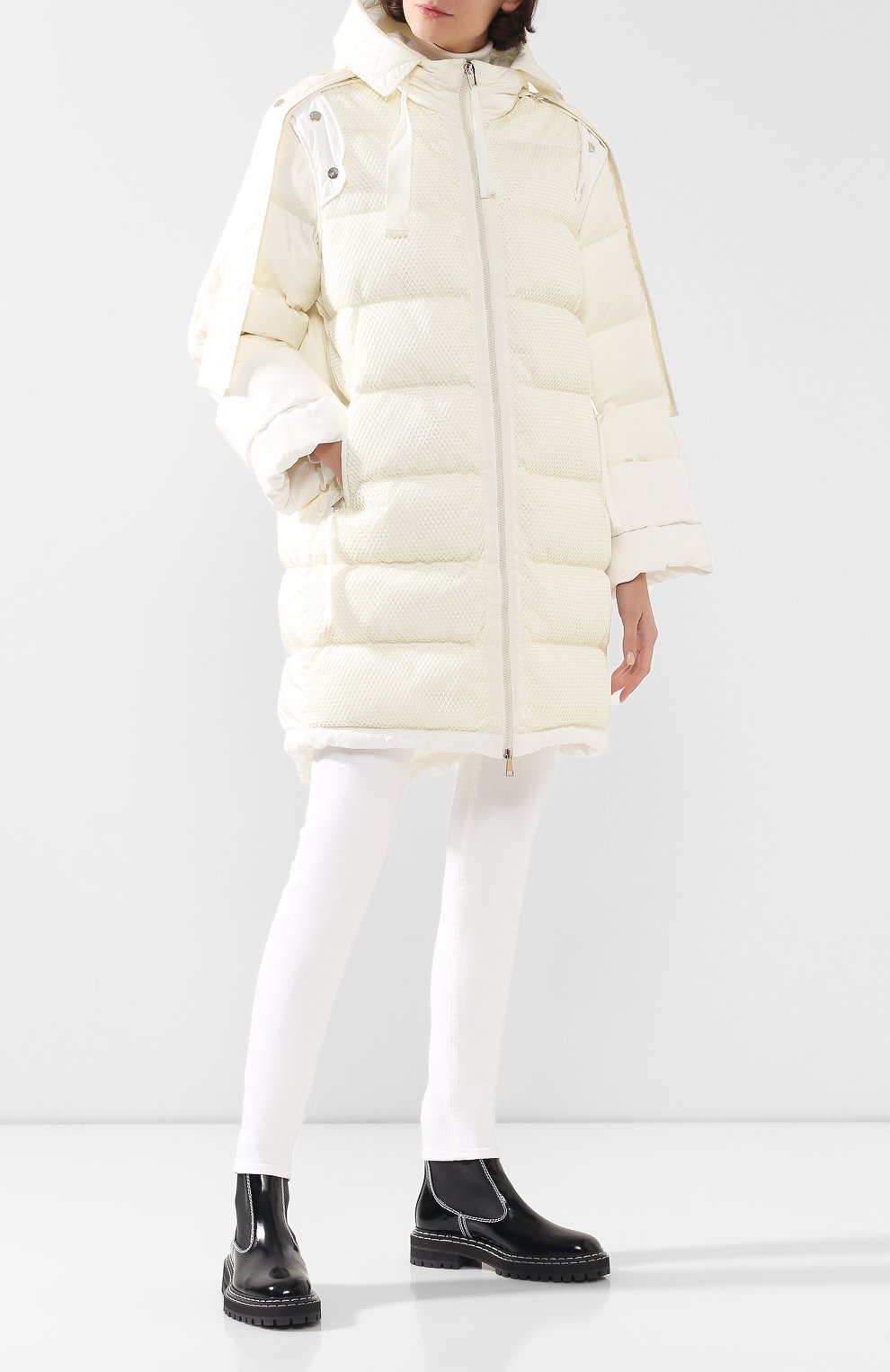 Пуховик 2 moncler 1952 x valextra MONCLER GENIUS белого цвета по цене 155000 руб., арт. E2-093-49892-80-C0122, фото 2 Пуховик 2 moncler 1952 x valextra MONCLER GENIUS, арт. E2-093-49892-80-C0122, фото 2