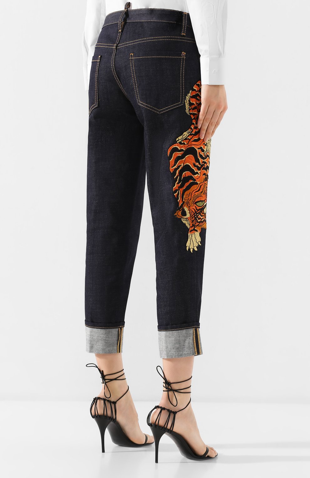 Джинсы DSQUARED2 синего цвета по цене 69700 руб., арт. S72LB0307/S30309, фото 4 Джинсы DSQUARED2, арт. S72LB0307/S30309, фото 4