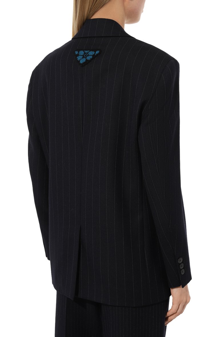 Женский шерстяной жакет PRADA синего цвета, арт. P599L-1ZM5-F0008-212 | Фото 4 (Длина (для топов): Удлиненные; Рукава: Длинные; Материал внешний: Шерсть; Женское Кросс-КТ: Жакет-одежда; 1-2-бортные: Однобортные)