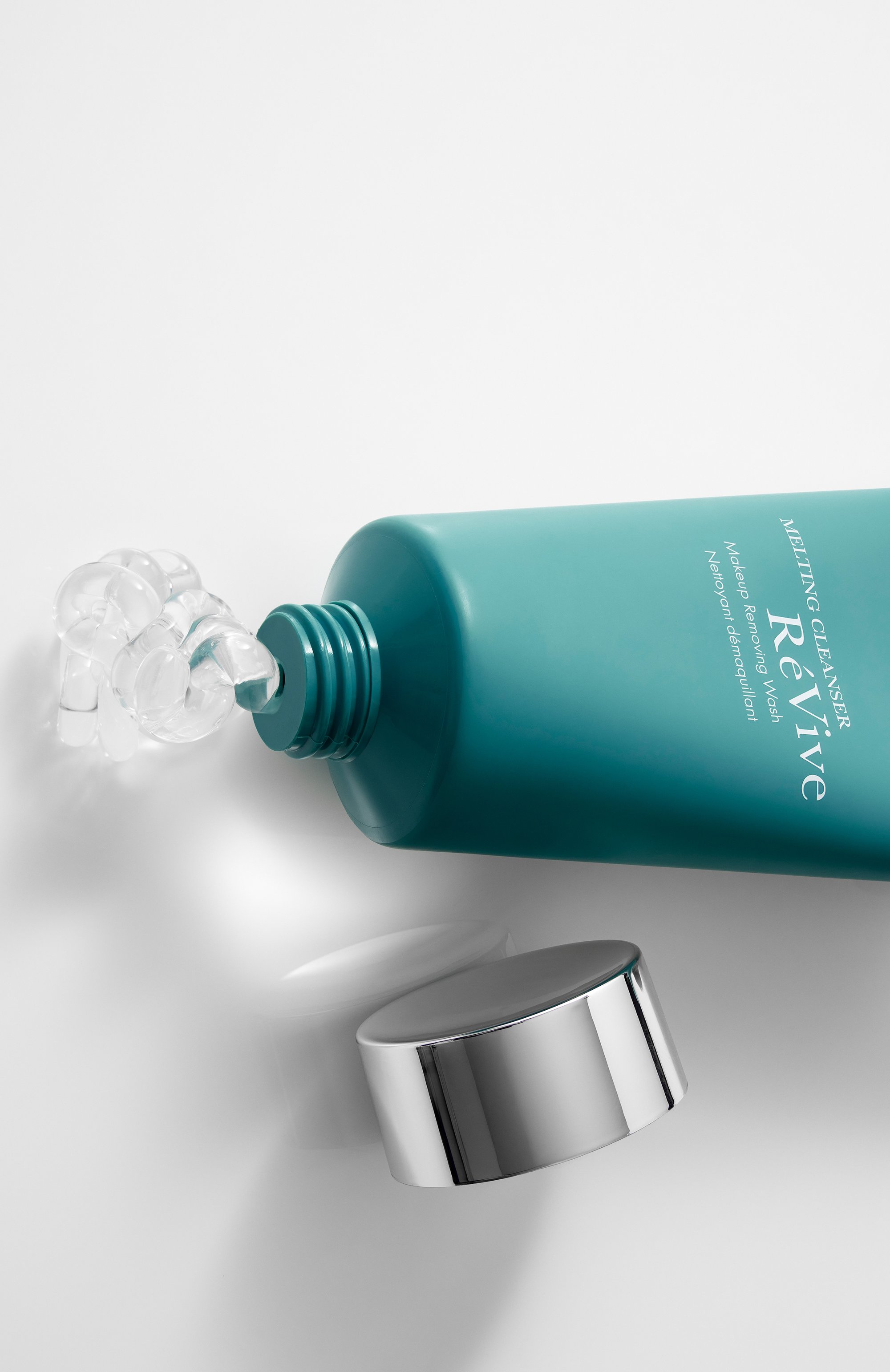 Гель-масло для очищения и снятия макияжа с лица, глаз и губ melting cleanser (100ml) REVIVE, арт. 633222223065, фото 2