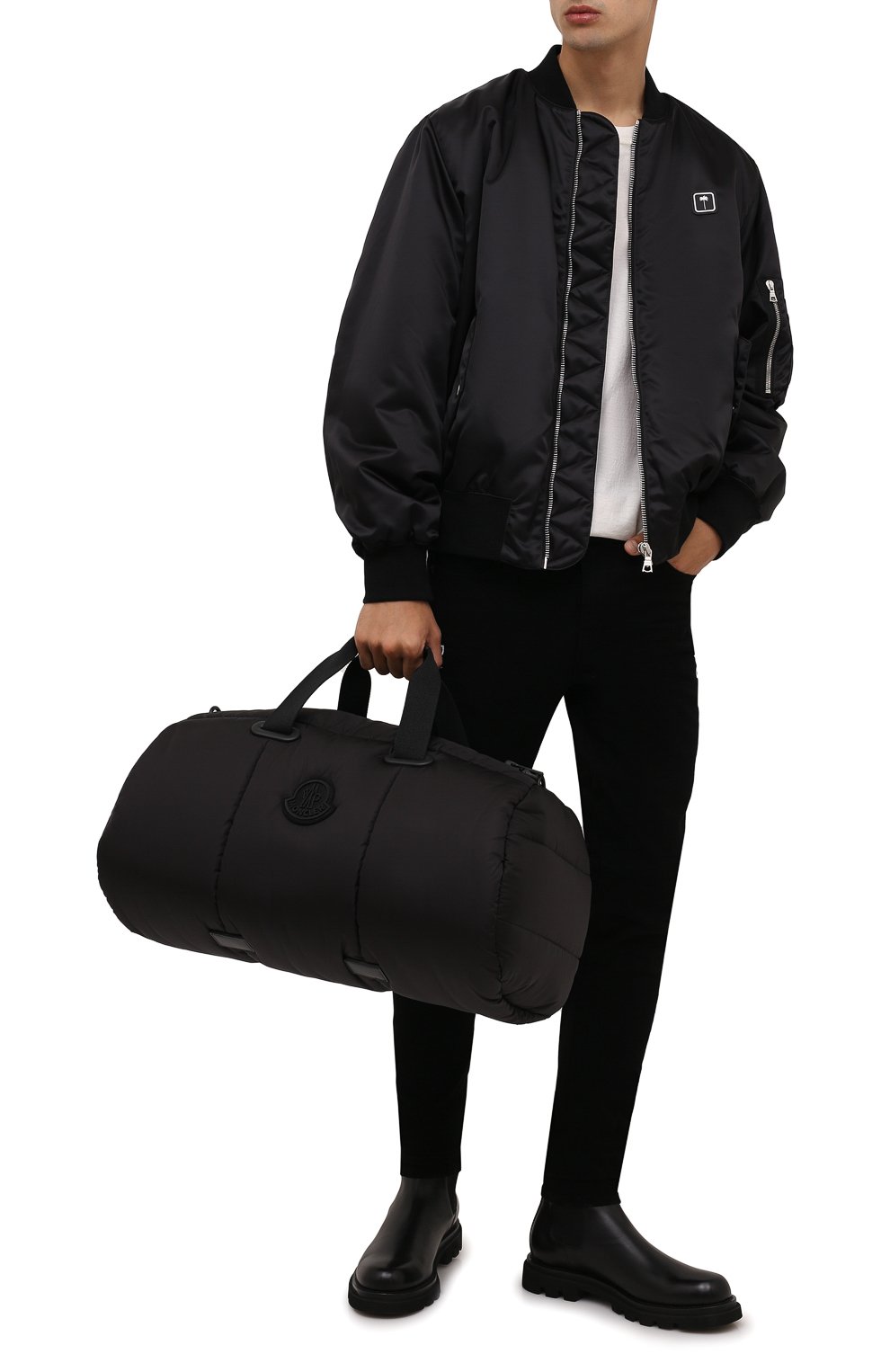 Сумка legere MONCLER черного цвета по цене 112000 руб., арт. G2-09A-5I500-00-02SZS, фото 2 Сумка legere MONCLER, арт. G2-09A-5I500-00-02SZS, фото 2