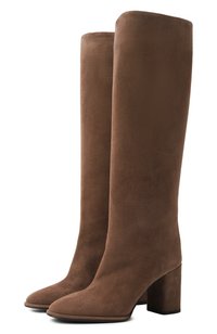 Коричневый