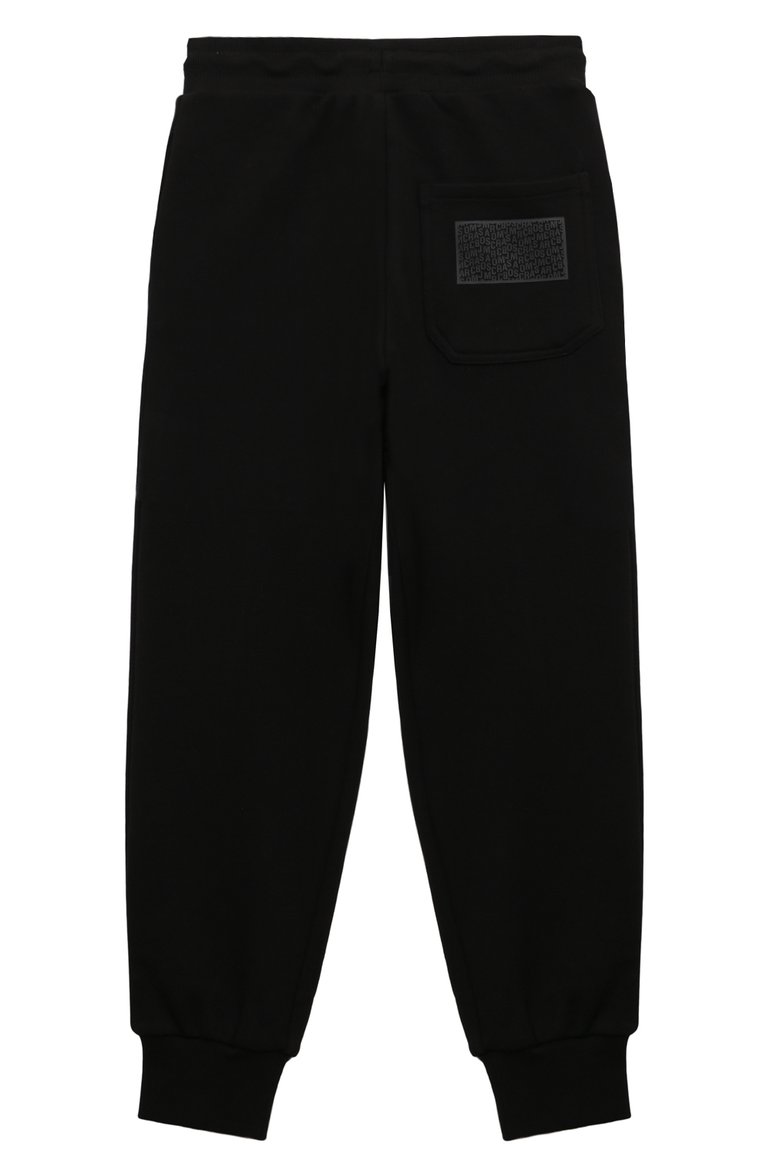 Детские хлопковые джоггеры MARC JACOBS (THE) черного цвета, арт. W60315 | Фото 2 (Нос: Не проставлено; Материал внешний: Хлопок; Девочки Кросс-КТ: Джоггеры-одежда, Брюки-спорт; Автоматизация состава: Проставлено; Ростовка одежда: 3 года | 98 см, 7 лет | 122 см, 4 года | 104 см, 12 лет | 152 см, 5 лет | 110 см, 9 лет | 134 см, 13 - 15 лет | 158 см)