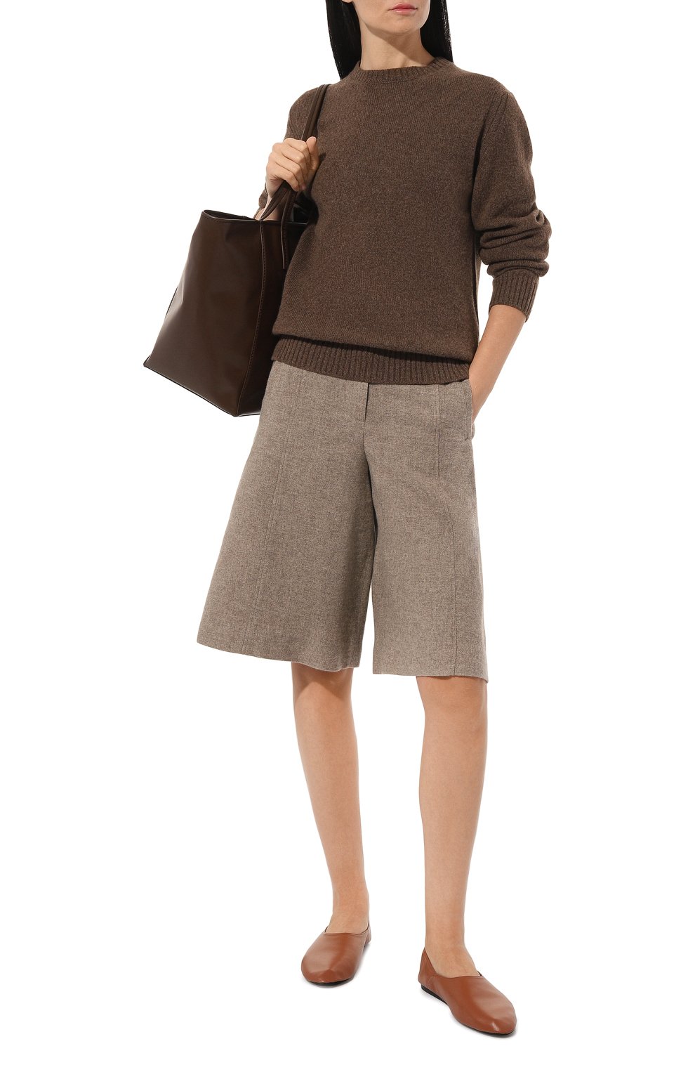 Шерстяные шорты BRUNELLO CUCINELLI светло-бежевого цвета по цене 169500 руб., арт. MD966B1268, фото 2 Шерстяные шорты BRUNELLO CUCINELLI, арт. MD966B1268, фото 2