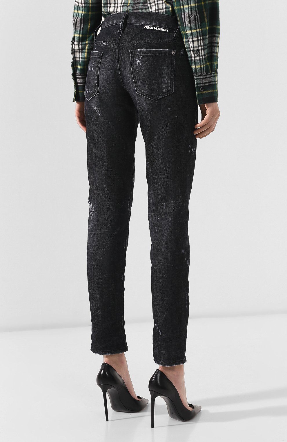 Джинсы с потертостями DSQUARED2 черного цвета по цене 27200 руб., арт. S72LB0226/S30357, фото 4 Джинсы с потертостями DSQUARED2, арт. S72LB0226/S30357, фото 4