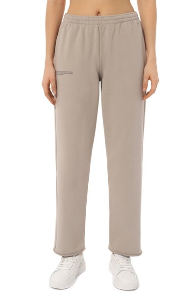Хлопковые брюки PANGAIA серого цвета по цене 12700 руб., арт. ORGANIC COTTON LOOSE TRACKPANTS, фото 3 Хлопковые брюки PANGAIA, арт. ORGANIC COTTON LOOSE TRACKPANTS, фото 3