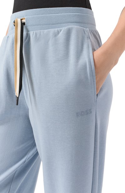 Джоггеры из хлопка и лиоцелла BOSS голубого цвета по цене 9560 руб., арт. 50524759, фото 5 Джоггеры из хлопка и лиоцелла BOSS, арт. 50524759, фото 5