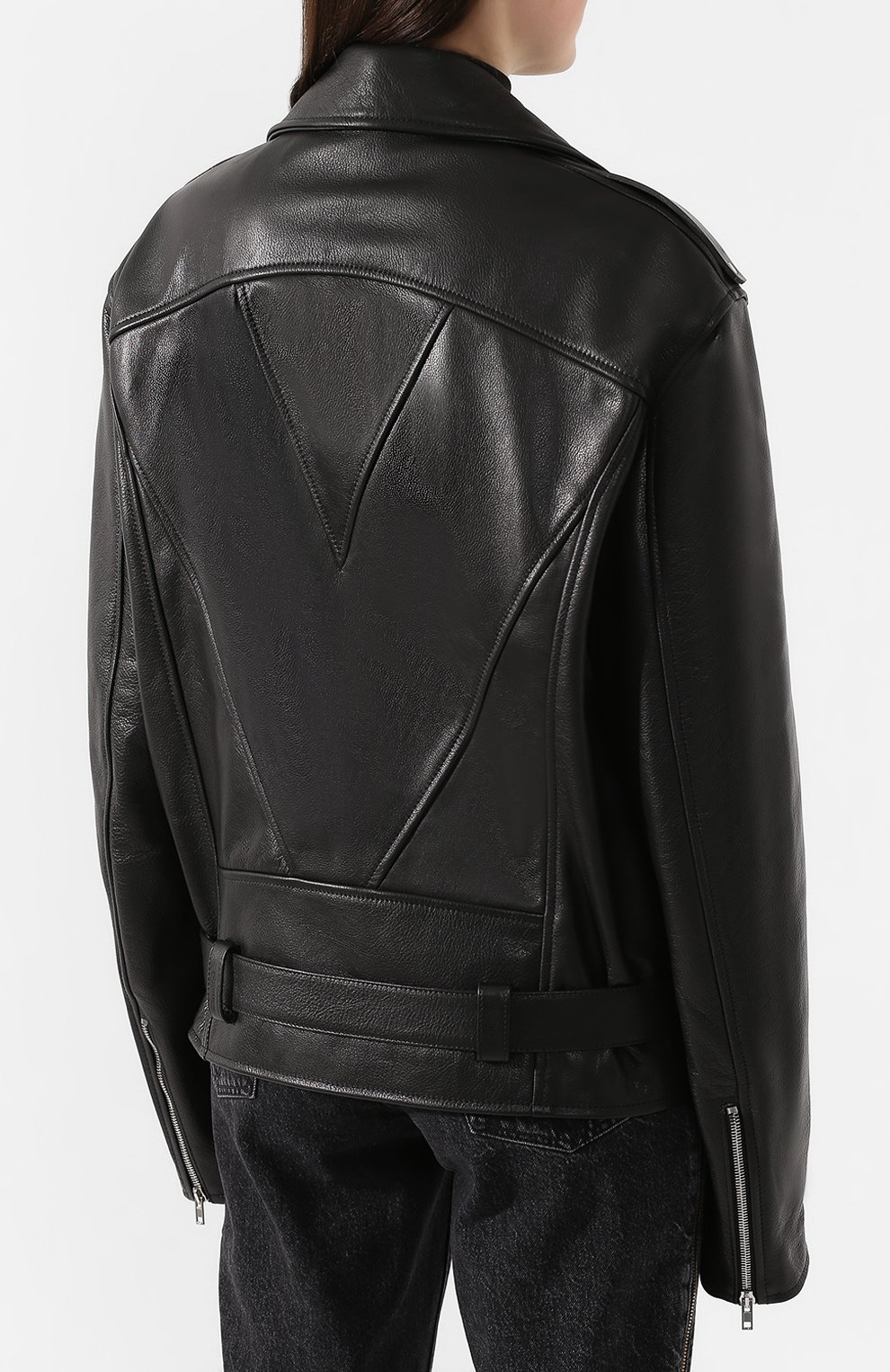 Кожаная куртка VETEMENTS черного цвета по цене 232500 руб., арт. SS20JA258 2404/W/BLACK, фото 4 Кожаная куртка VETEMENTS, арт. SS20JA258 2404/W/BLACK, фото 4