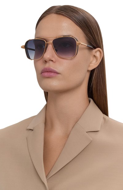 Солнцезащитные очки JOHN DALIA серого цвета по цене 83500 руб., арт. PHIL C417, фото 3 Солнцезащитные очки JOHN DALIA, арт. PHIL C417, фото 3