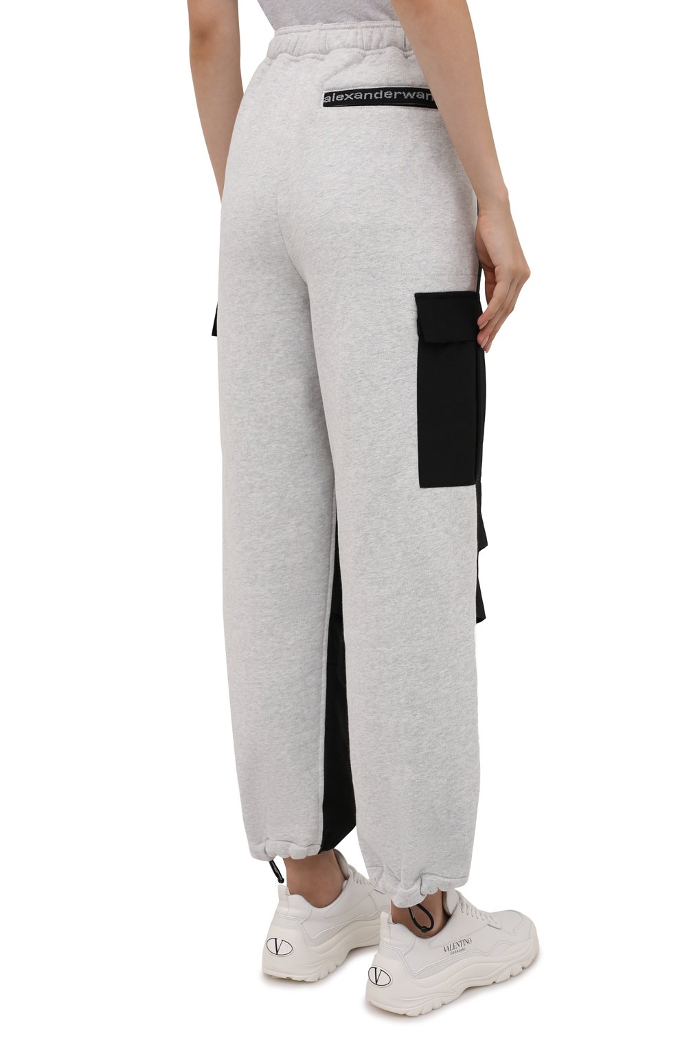Джоггеры ALEXANDER WANG черного цвета по цене 69650 руб., арт. UWC3214005, фото 4 Джоггеры ALEXANDER WANG, арт. UWC3214005, фото 4