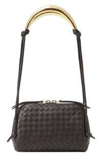 Темно-коричневый