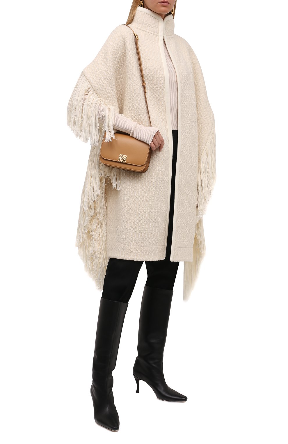 Шерстяное пончо JIL SANDER кремового цвета по цене 265000 руб., арт. JSWT752305-WTY20098A, фото 2 Шерстяное пончо JIL SANDER, арт. JSWT752305-WTY20098A, фото 2